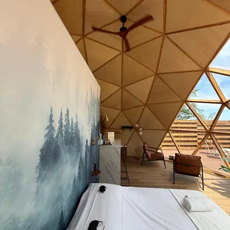 Dome Aura-insolite-sauna-bain-nordique-climatise Hommert